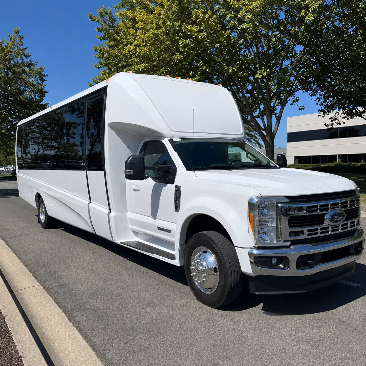 compare lorain bus rentals from a network of companies in minutes