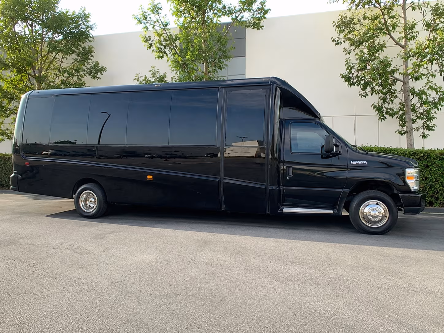 corporate and group wine tours in lorain county one bus keeps everyone on schedule