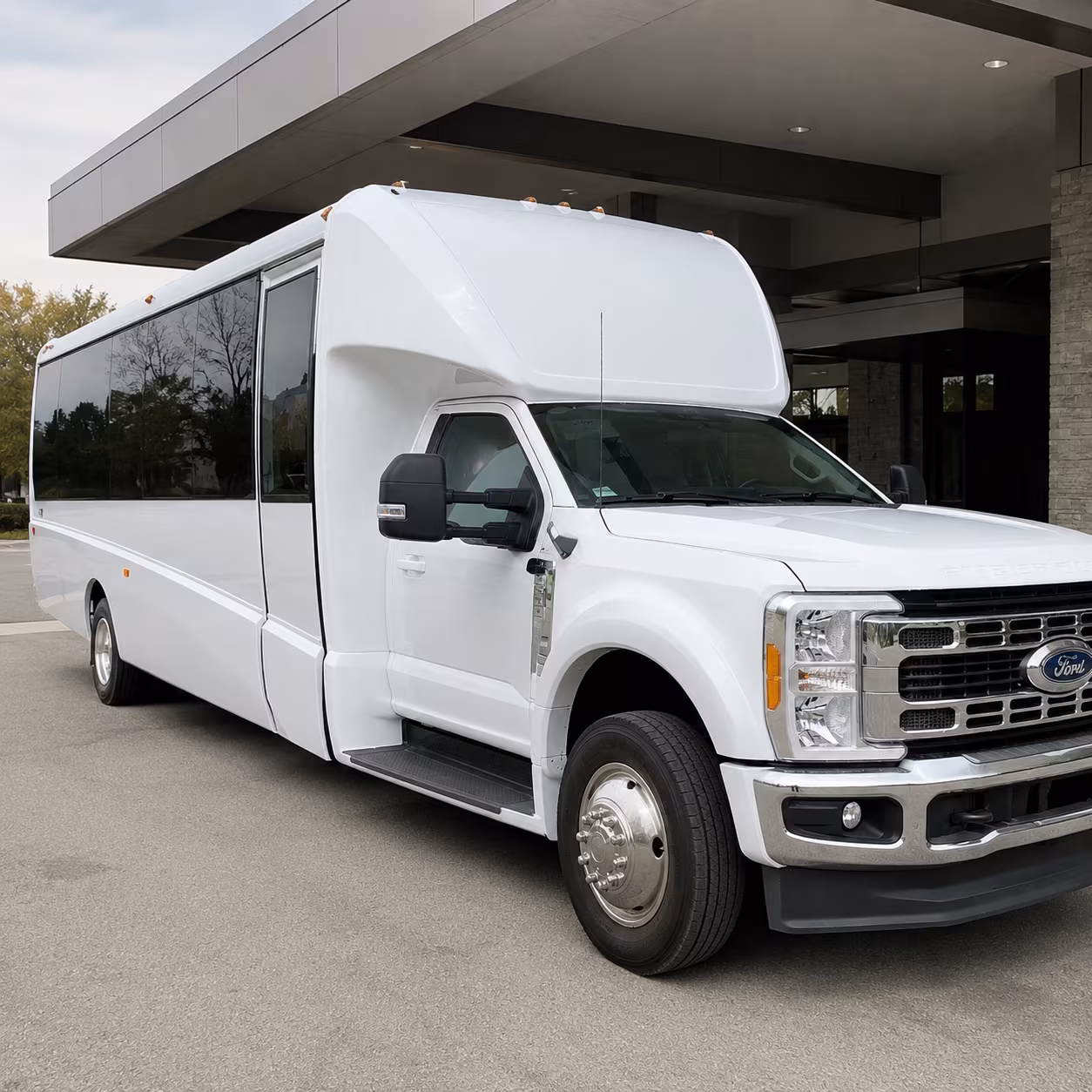 elyria rent a shuttle bus for your elyria employees