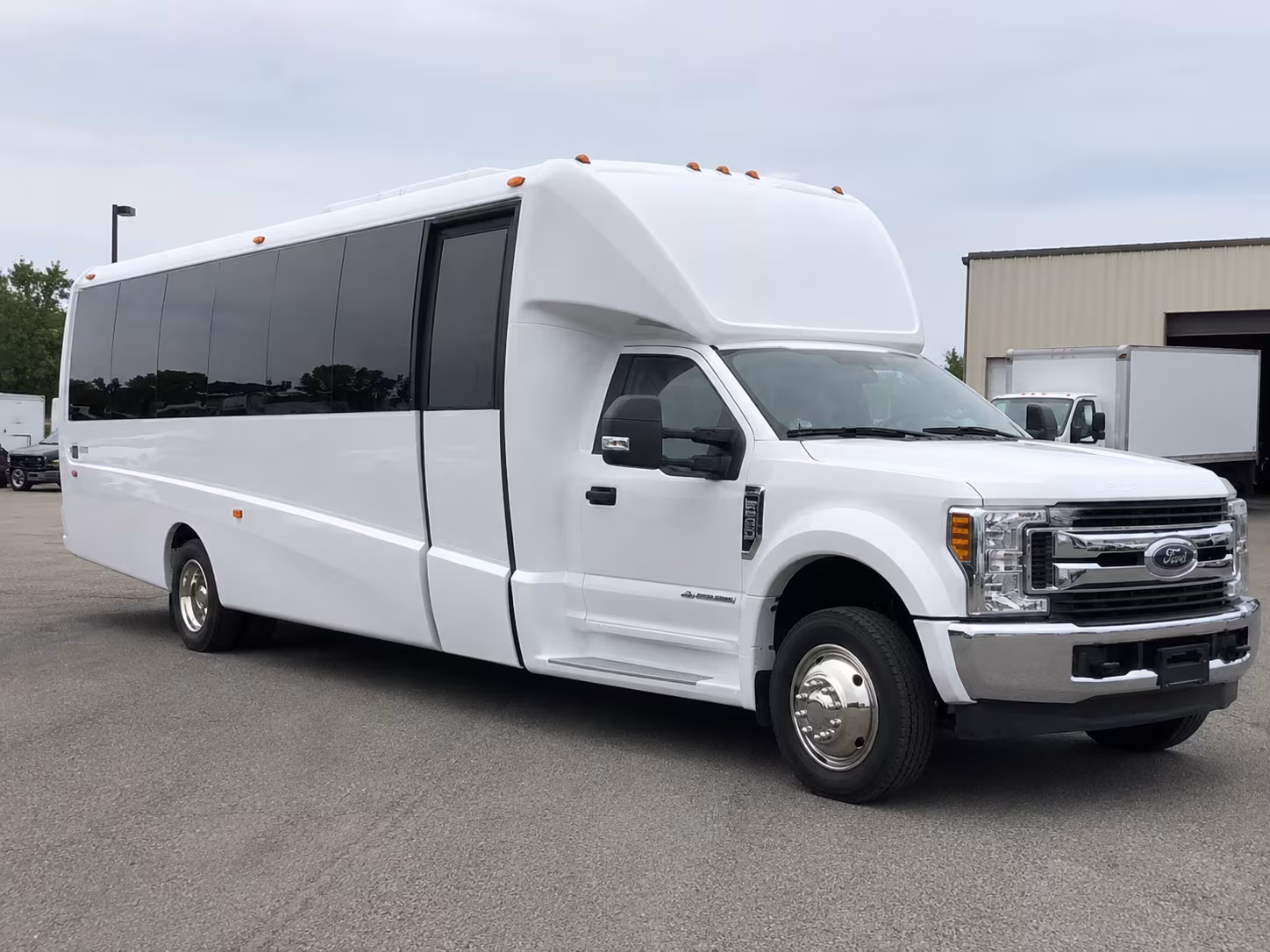 lakewood rent a bus for your private event in lakewood