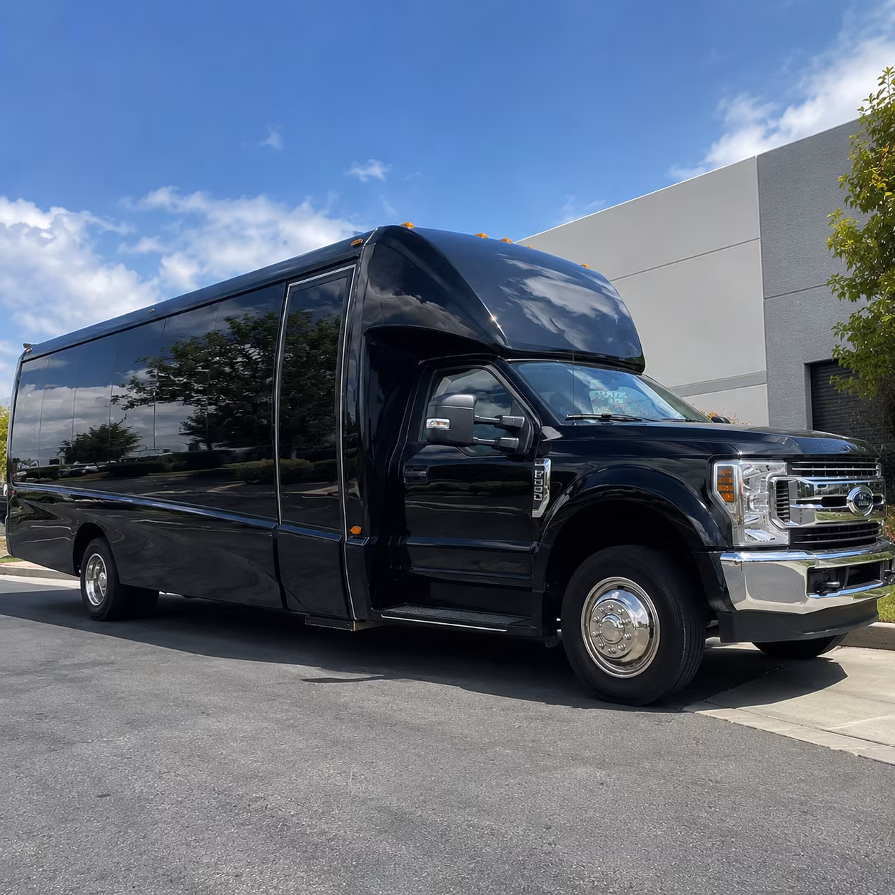 toledo book shuttle service for your toledo employees